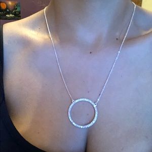 Brilliant circle ncklace